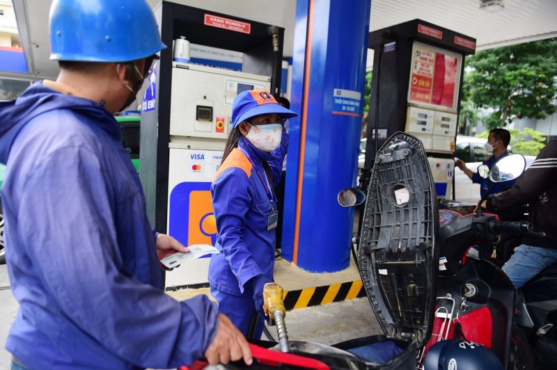 Giá xăng dầu trong kỳ điều hành ngày 13/3 đồng loạt tăng